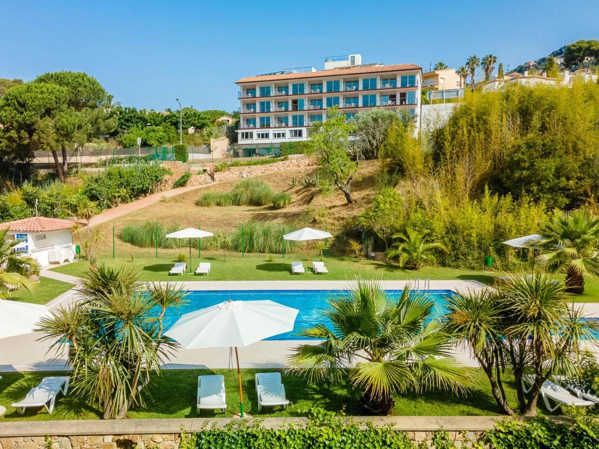 Apartamentos Costamar Lloret de Mar Bagian luar foto