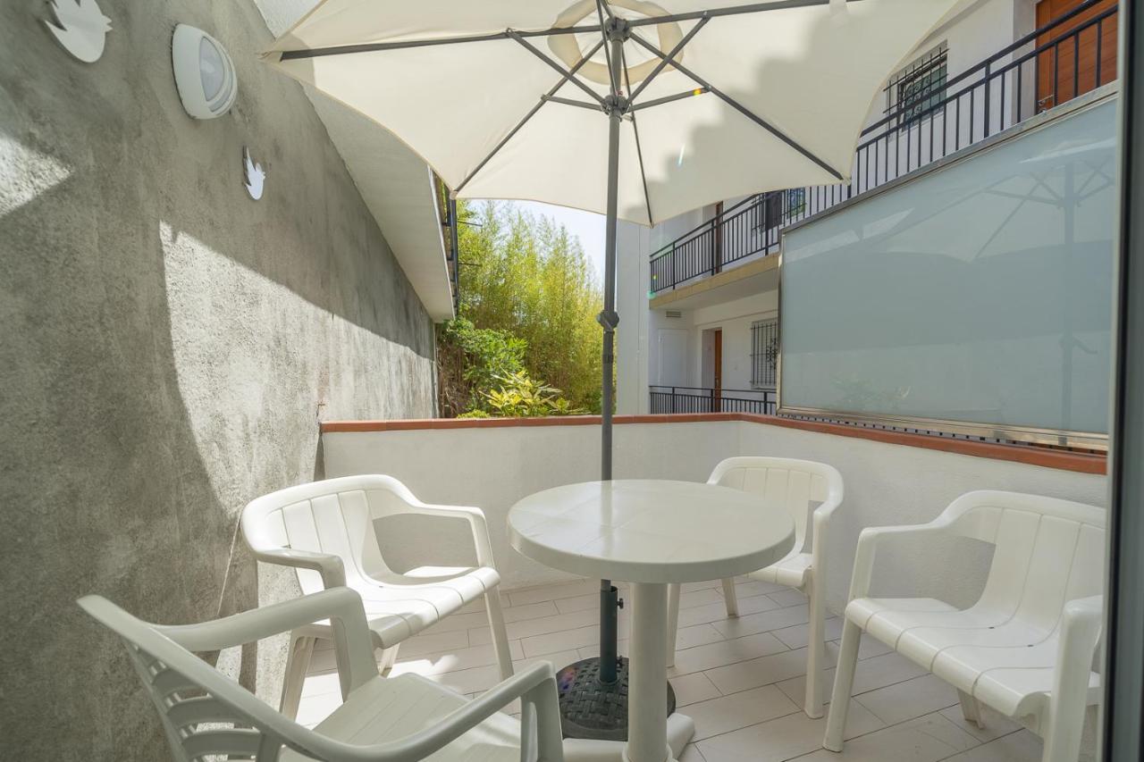 Apartamentos Costamar Lloret de Mar Bagian luar foto