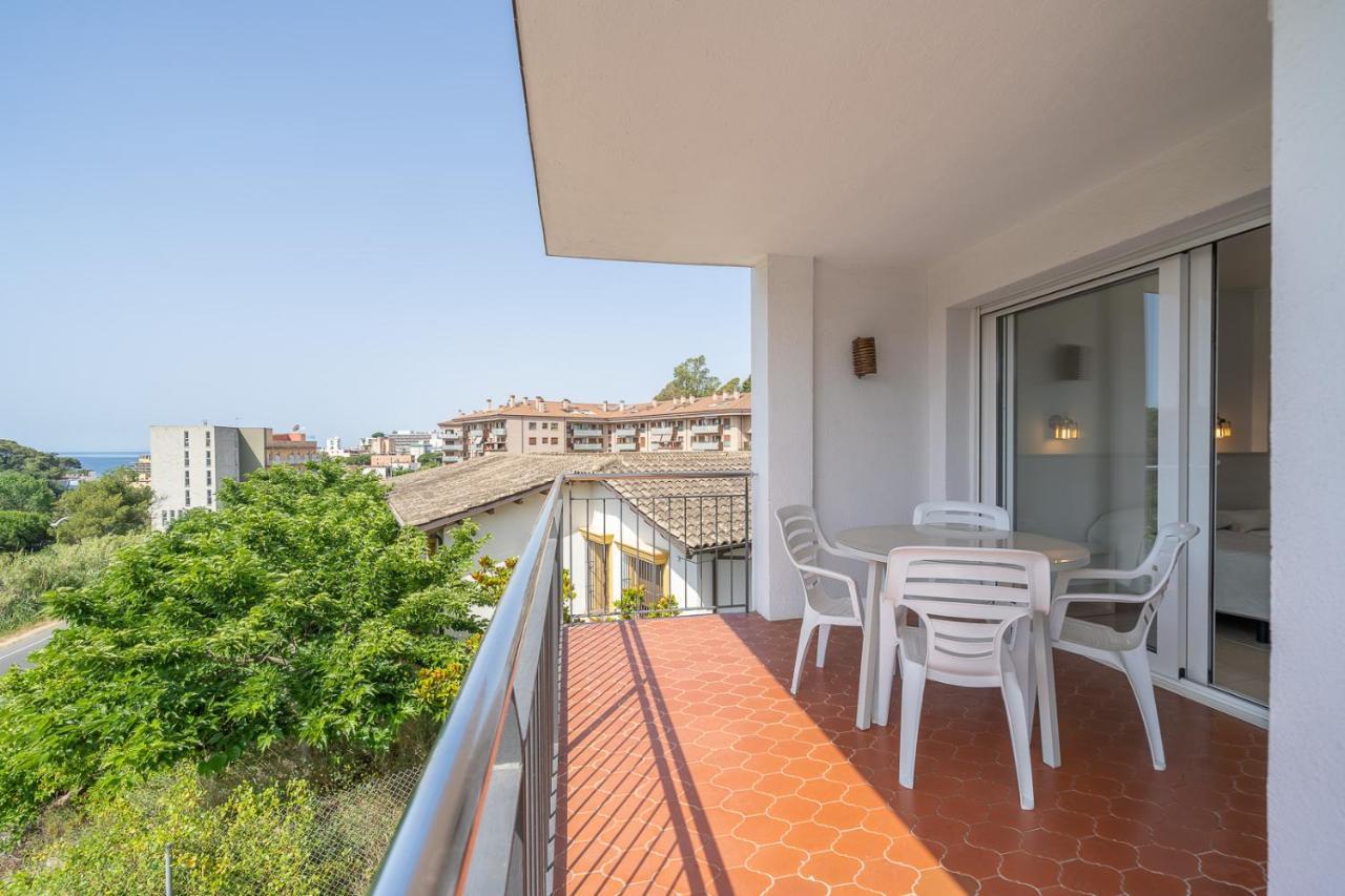 Apartamentos Costamar Lloret de Mar Bagian luar foto